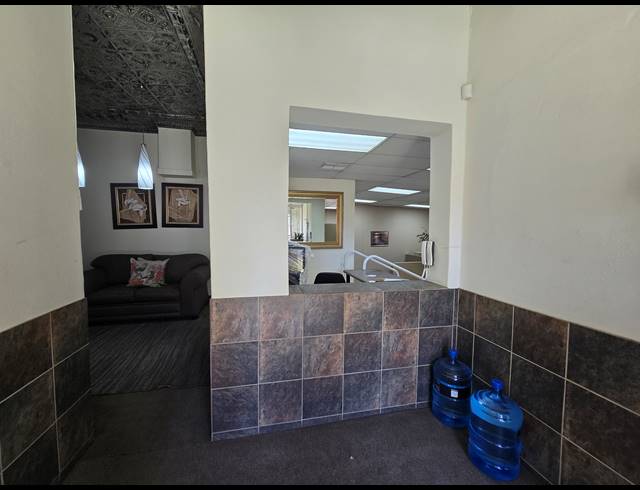 3 BEDROOM FREEHOLD FOR SALE IN ALBERTON NORTH